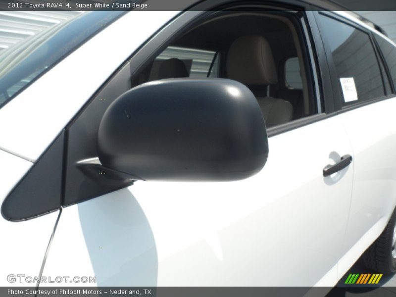Super White / Sand Beige 2012 Toyota RAV4 I4