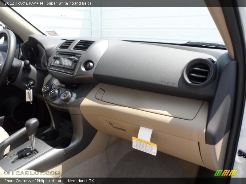 Super White / Sand Beige 2012 Toyota RAV4 I4
