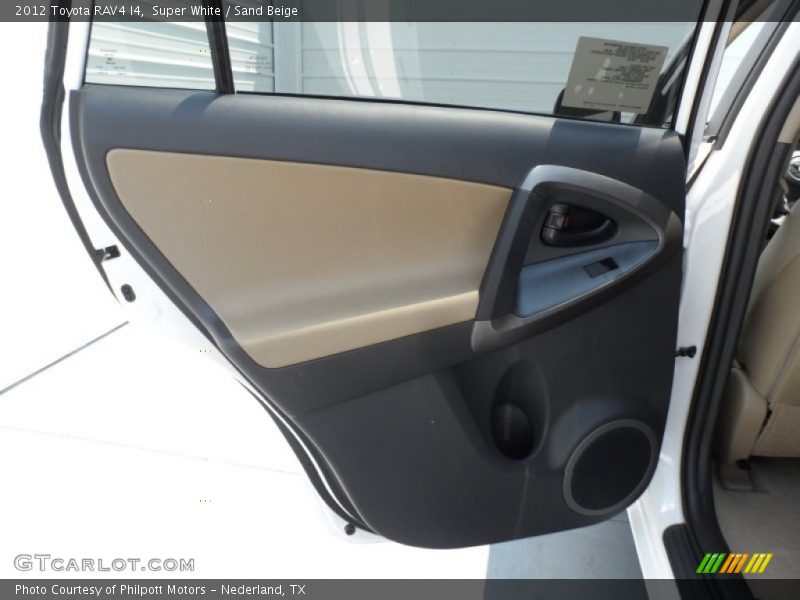Super White / Sand Beige 2012 Toyota RAV4 I4