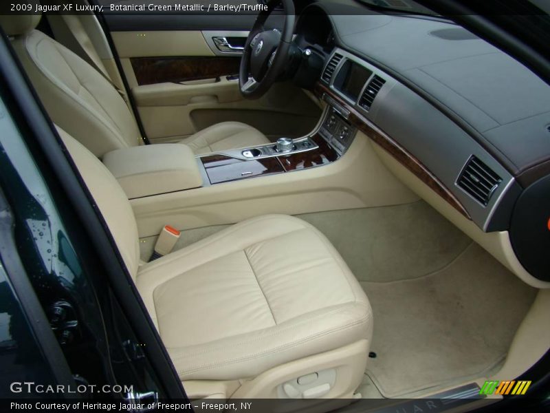 Botanical Green Metallic / Barley/Truffle 2009 Jaguar XF Luxury