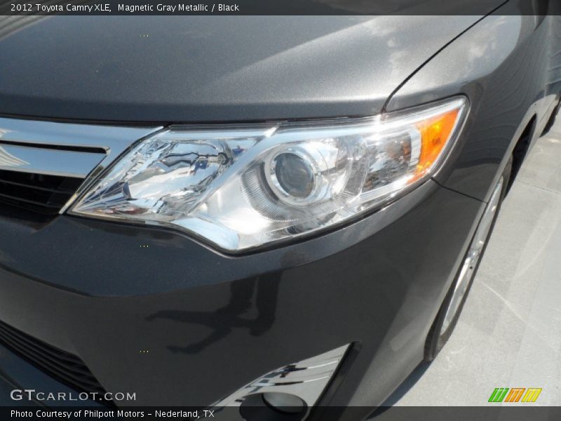 Magnetic Gray Metallic / Black 2012 Toyota Camry XLE