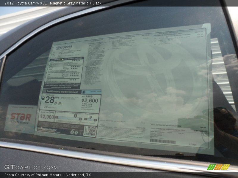 Magnetic Gray Metallic / Black 2012 Toyota Camry XLE