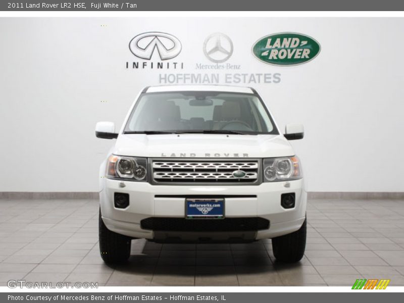 Fuji White / Tan 2011 Land Rover LR2 HSE