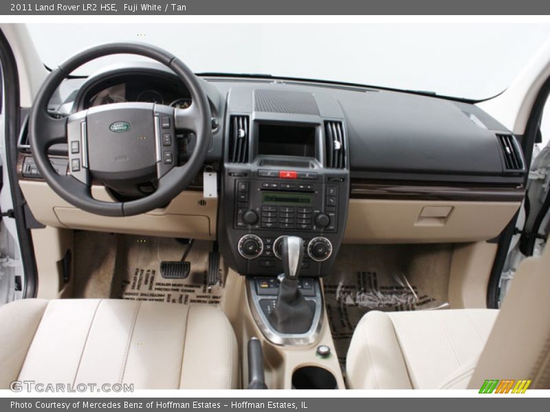 Fuji White / Tan 2011 Land Rover LR2 HSE