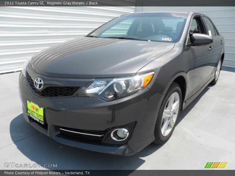 Magnetic Gray Metallic / Black 2012 Toyota Camry SE