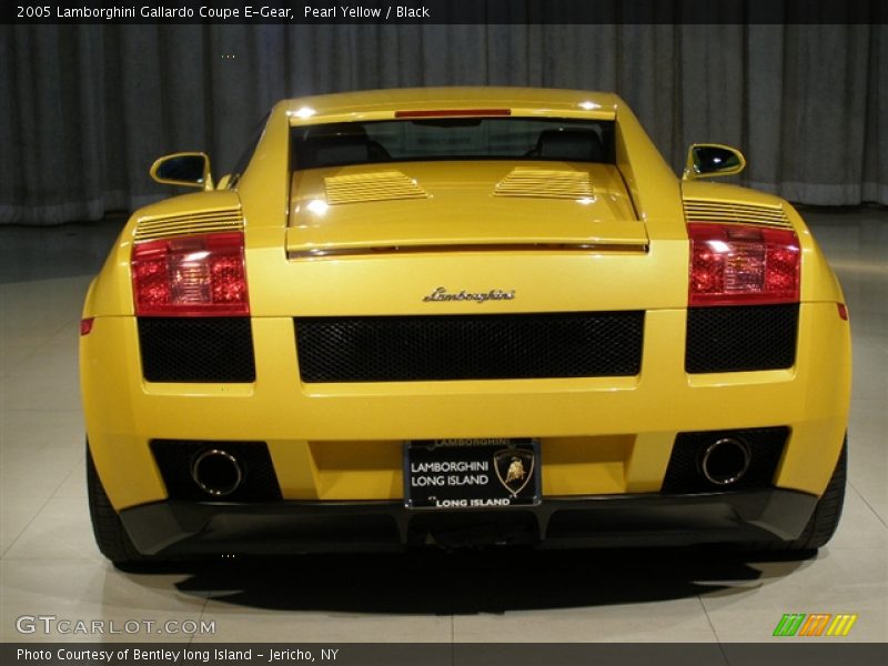 Pearl Yellow / Black 2005 Lamborghini Gallardo Coupe E-Gear