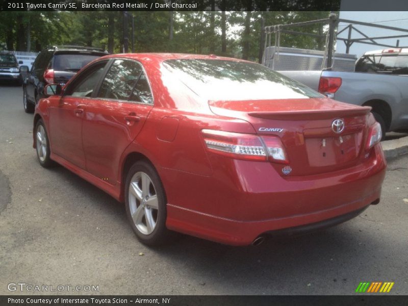 Barcelona Red Metallic / Dark Charcoal 2011 Toyota Camry SE