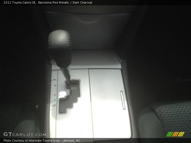 Barcelona Red Metallic / Dark Charcoal 2011 Toyota Camry SE