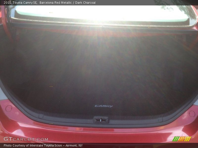 Barcelona Red Metallic / Dark Charcoal 2011 Toyota Camry SE