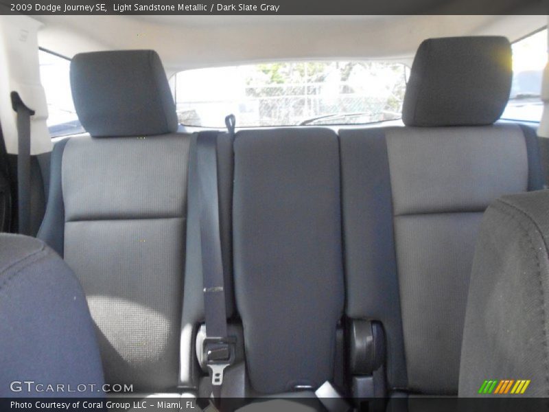 Light Sandstone Metallic / Dark Slate Gray 2009 Dodge Journey SE