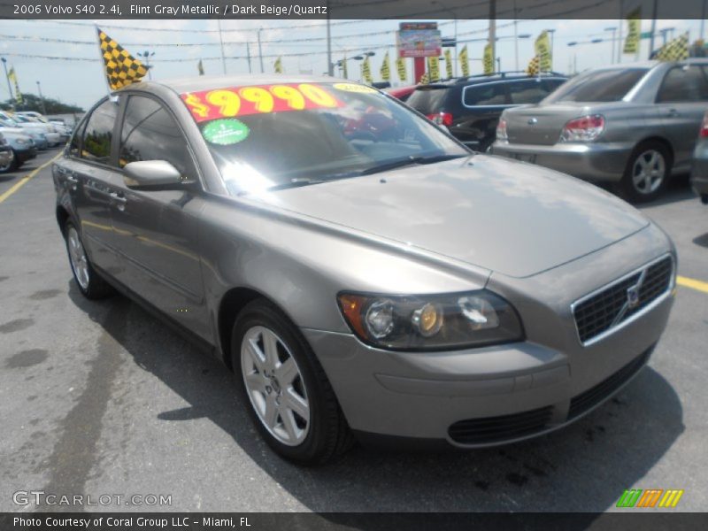 Flint Gray Metallic / Dark Beige/Quartz 2006 Volvo S40 2.4i