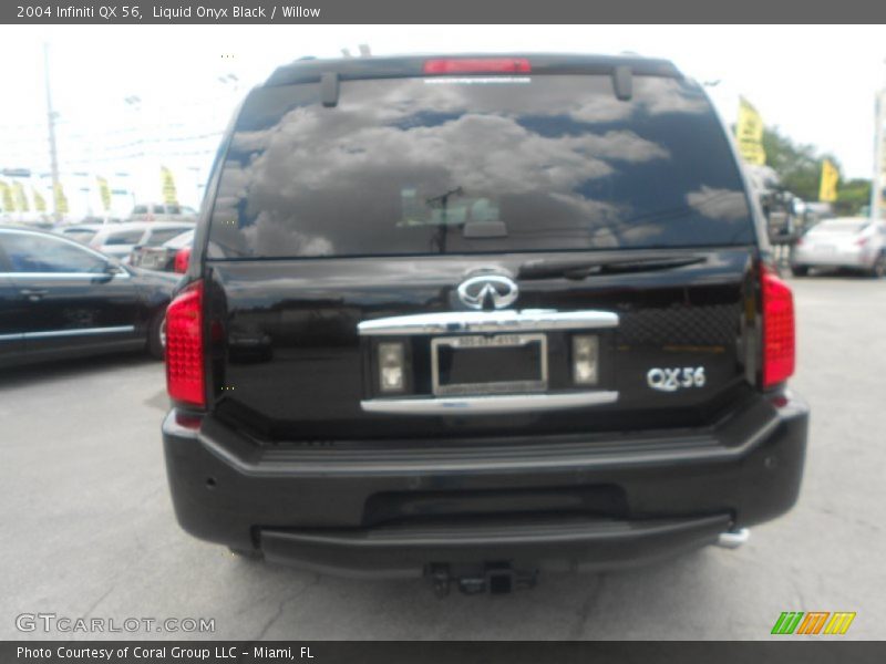 Liquid Onyx Black / Willow 2004 Infiniti QX 56