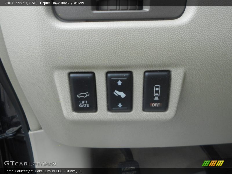 Liquid Onyx Black / Willow 2004 Infiniti QX 56