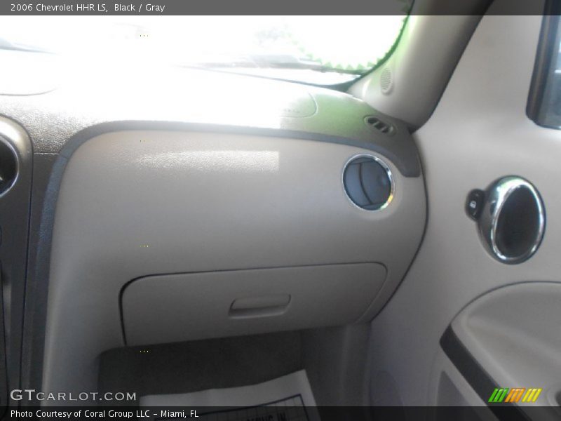 Black / Gray 2006 Chevrolet HHR LS