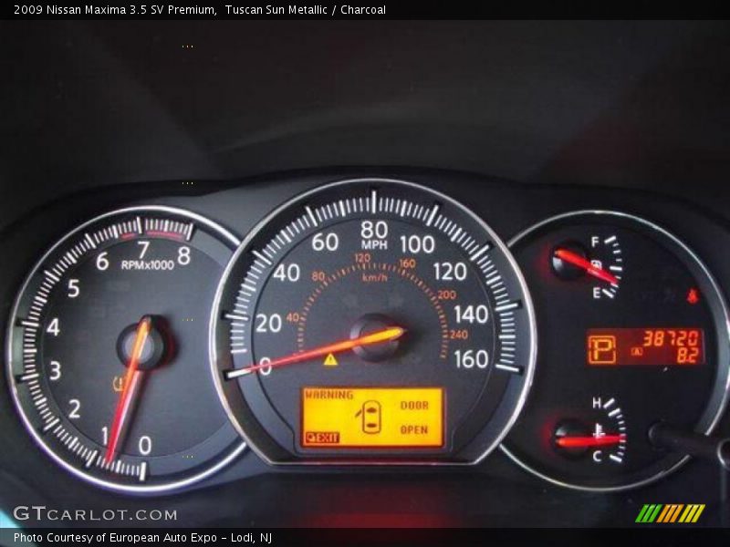 Tuscan Sun Metallic / Charcoal 2009 Nissan Maxima 3.5 SV Premium