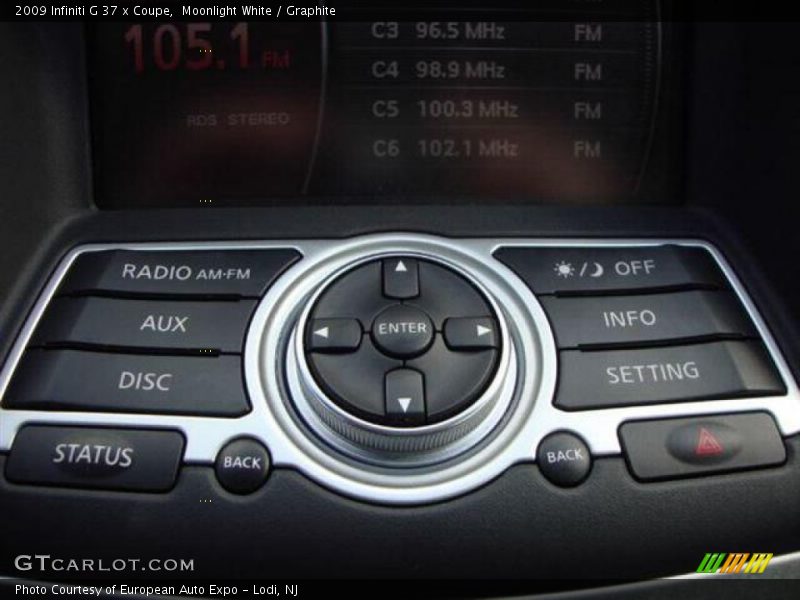 Moonlight White / Graphite 2009 Infiniti G 37 x Coupe