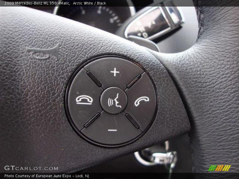 Arctic White / Black 2009 Mercedes-Benz ML 350 4Matic