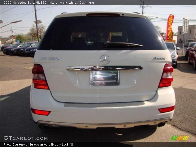 Arctic White / Cashmere 2009 Mercedes-Benz ML 350 4Matic