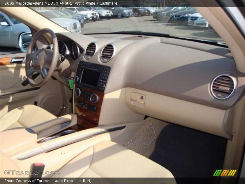 Arctic White / Cashmere 2009 Mercedes-Benz ML 350 4Matic