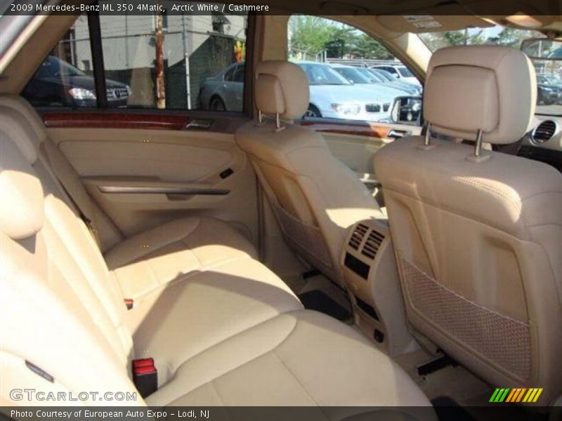 Arctic White / Cashmere 2009 Mercedes-Benz ML 350 4Matic