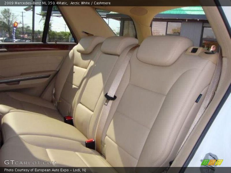 Arctic White / Cashmere 2009 Mercedes-Benz ML 350 4Matic