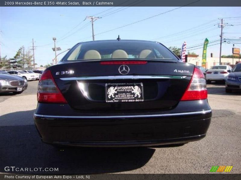 Black / Cashmere 2009 Mercedes-Benz E 350 4Matic Sedan