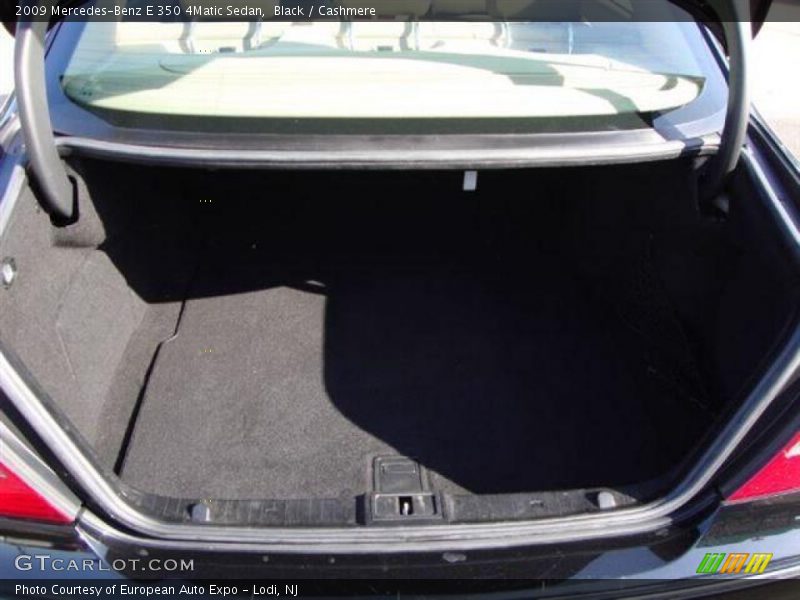 Black / Cashmere 2009 Mercedes-Benz E 350 4Matic Sedan