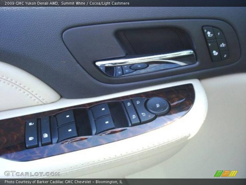 Summit White / Cocoa/Light Cashmere 2009 GMC Yukon Denali AWD