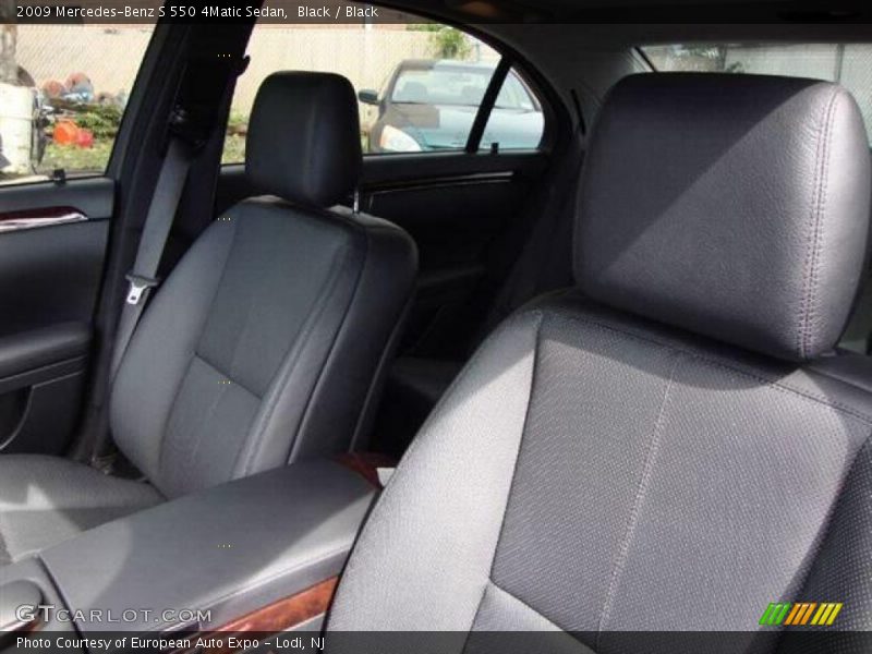 Black / Black 2009 Mercedes-Benz S 550 4Matic Sedan