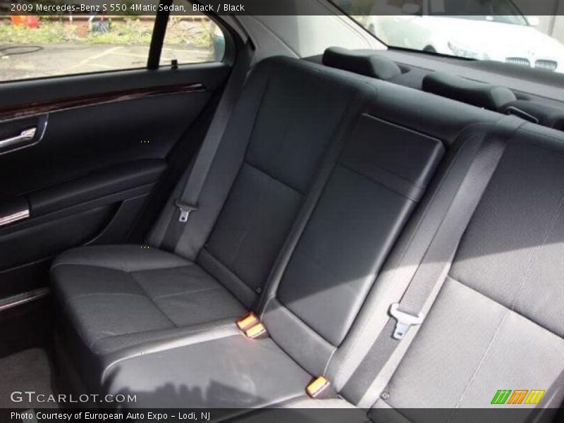 Black / Black 2009 Mercedes-Benz S 550 4Matic Sedan