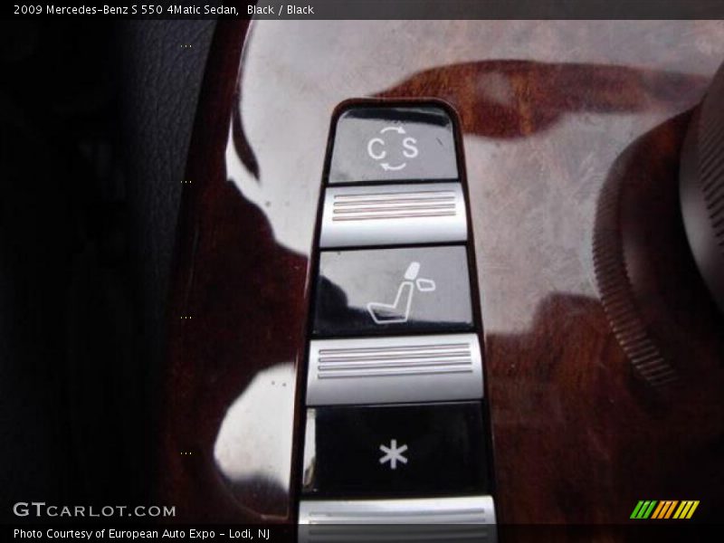 Black / Black 2009 Mercedes-Benz S 550 4Matic Sedan