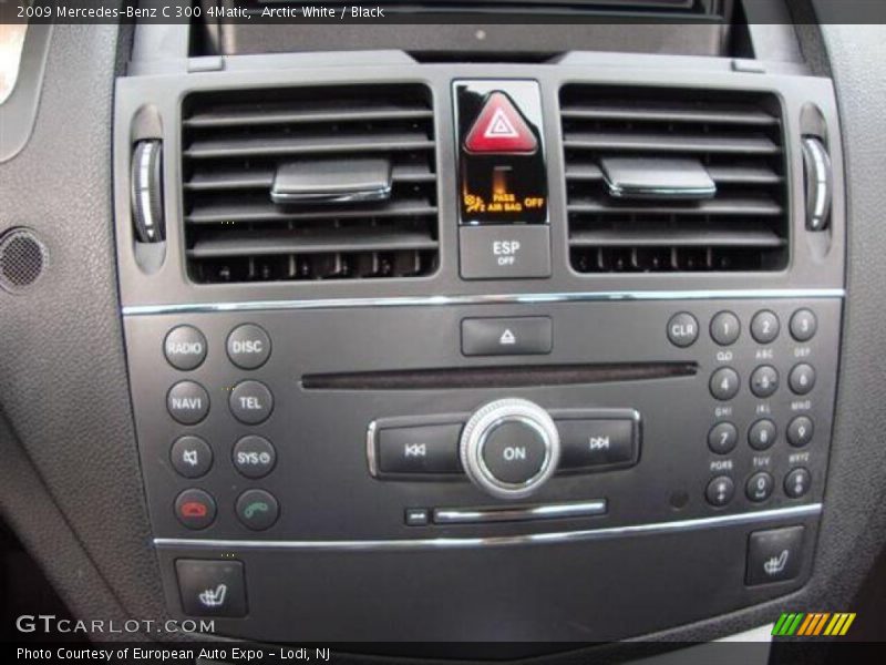 Arctic White / Black 2009 Mercedes-Benz C 300 4Matic