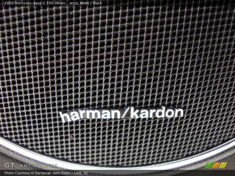 Arctic White / Black 2009 Mercedes-Benz C 300 4Matic