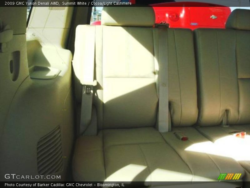 Summit White / Cocoa/Light Cashmere 2009 GMC Yukon Denali AWD