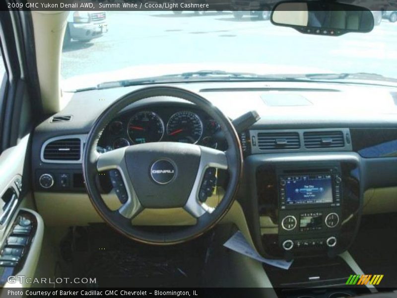 Summit White / Cocoa/Light Cashmere 2009 GMC Yukon Denali AWD