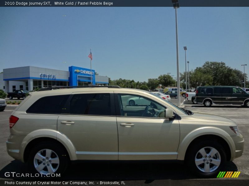 White Gold / Pastel Pebble Beige 2010 Dodge Journey SXT