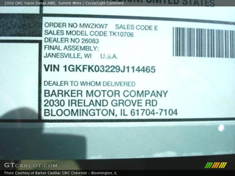 Summit White / Cocoa/Light Cashmere 2009 GMC Yukon Denali AWD