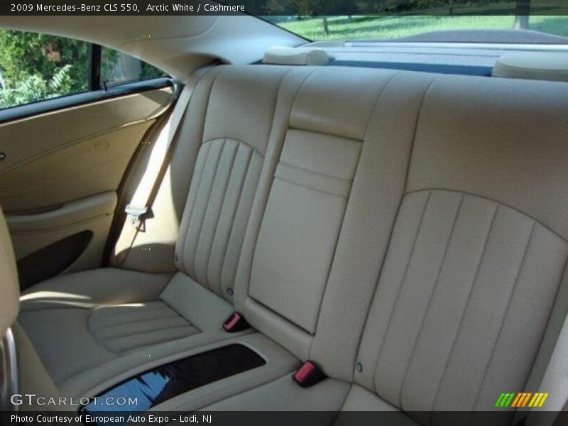 Arctic White / Cashmere 2009 Mercedes-Benz CLS 550
