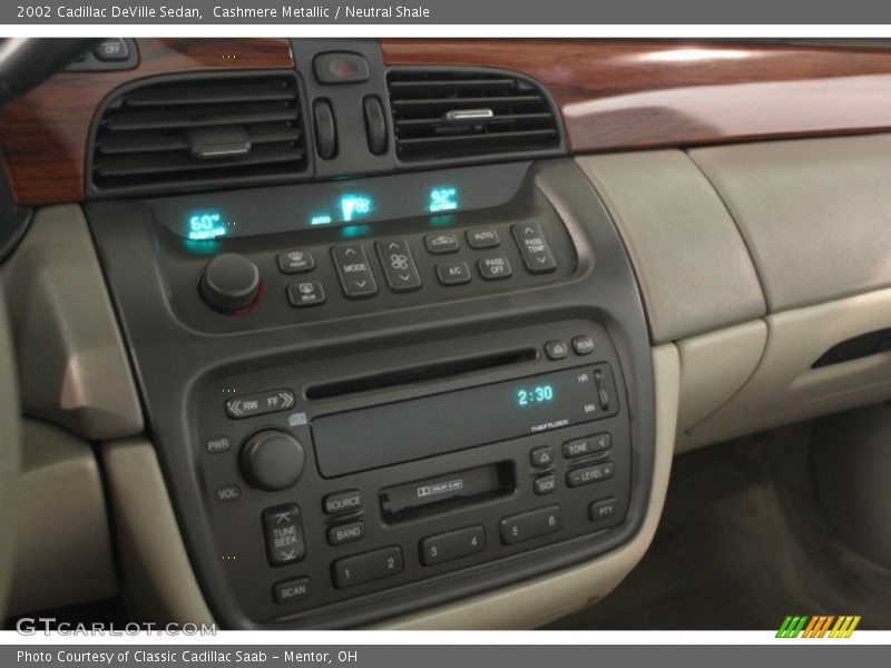 Cashmere Metallic / Neutral Shale 2002 Cadillac DeVille Sedan