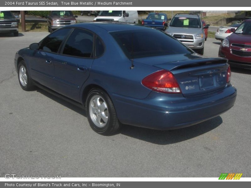 True Blue Metallic / Medium Parchment 2004 Ford Taurus SES Sedan