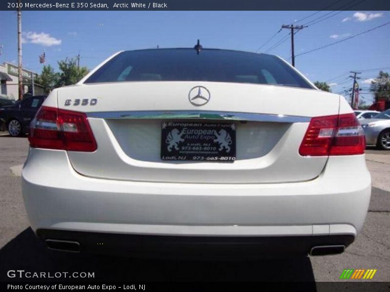 Arctic White / Black 2010 Mercedes-Benz E 350 Sedan