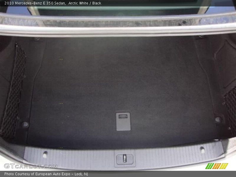 Arctic White / Black 2010 Mercedes-Benz E 350 Sedan