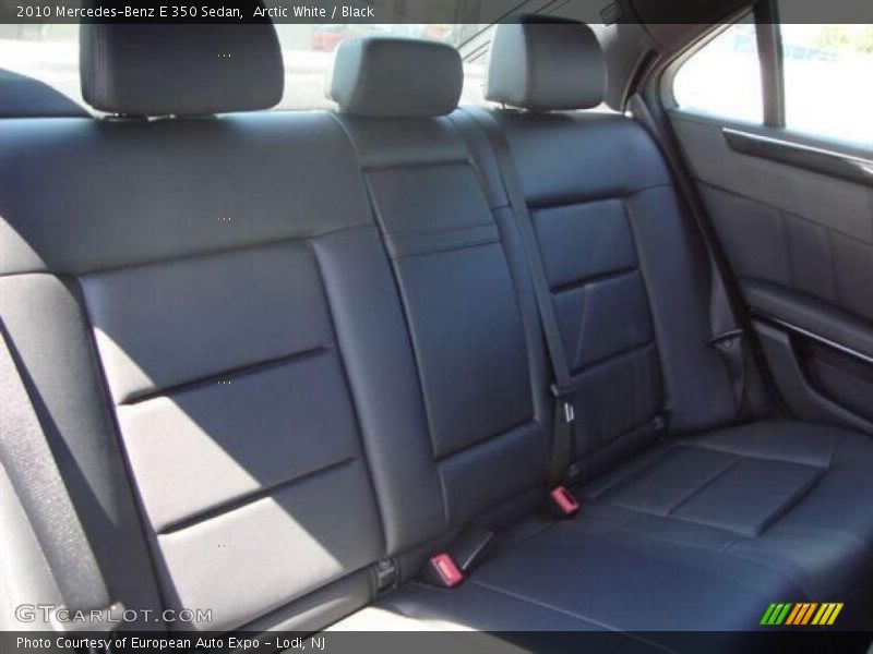Arctic White / Black 2010 Mercedes-Benz E 350 Sedan