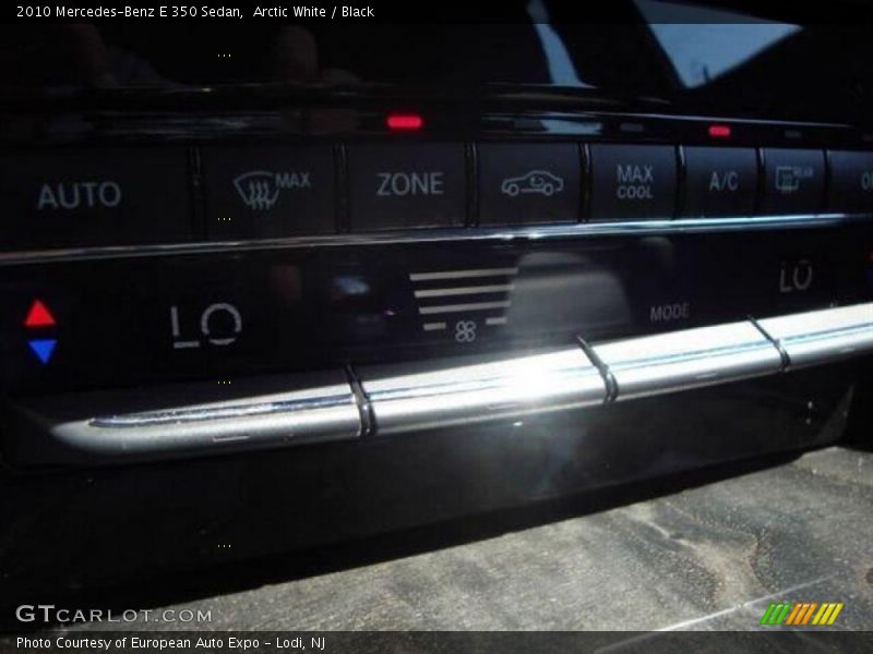 Arctic White / Black 2010 Mercedes-Benz E 350 Sedan