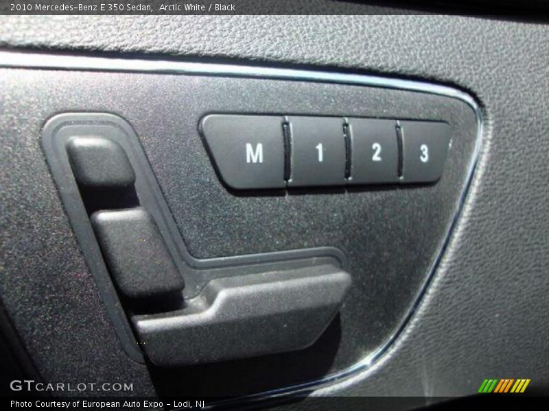 Arctic White / Black 2010 Mercedes-Benz E 350 Sedan
