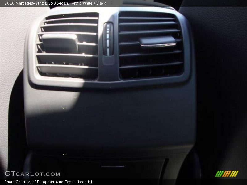 Arctic White / Black 2010 Mercedes-Benz E 350 Sedan