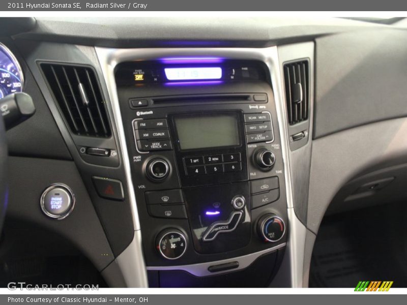 Radiant Silver / Gray 2011 Hyundai Sonata SE