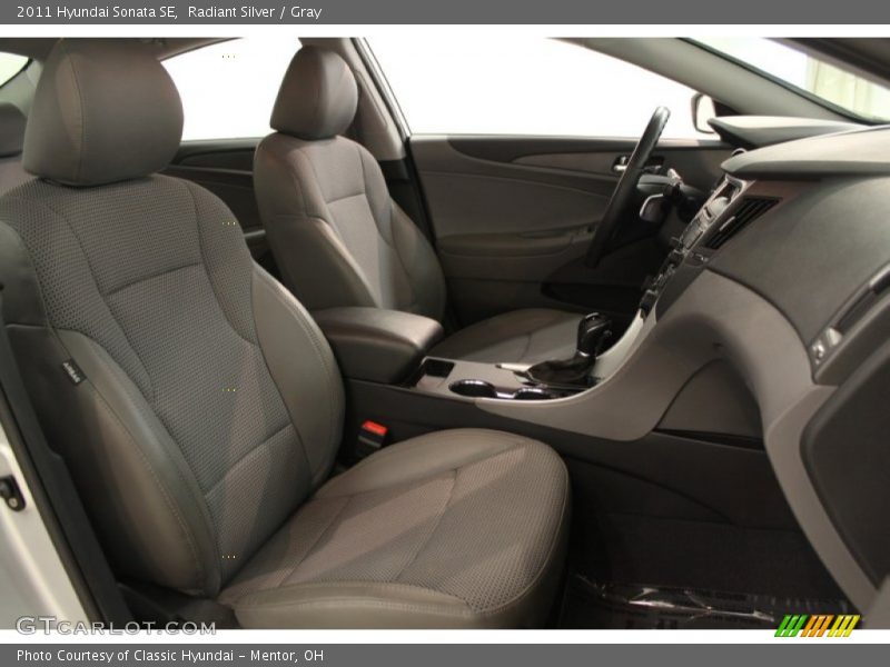 Radiant Silver / Gray 2011 Hyundai Sonata SE