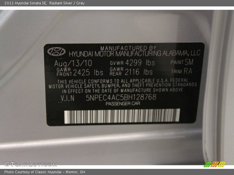 Radiant Silver / Gray 2011 Hyundai Sonata SE