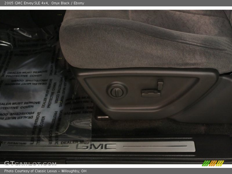 Onyx Black / Ebony 2005 GMC Envoy SLE 4x4